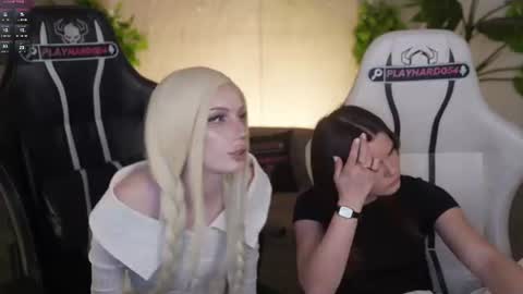 Sweet girls online show from 07-28-26, 11:05
