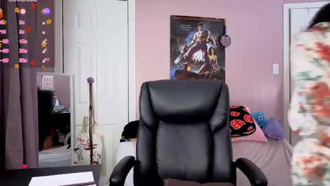 Kira21 13 online show from 11-17-25, 12:16