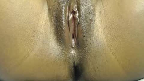 Miimi online show from 10-26-25, 05:46