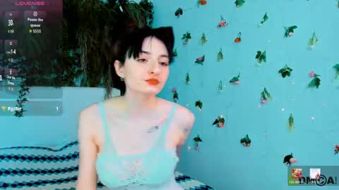Kira online show from 05-23-26, 10:25