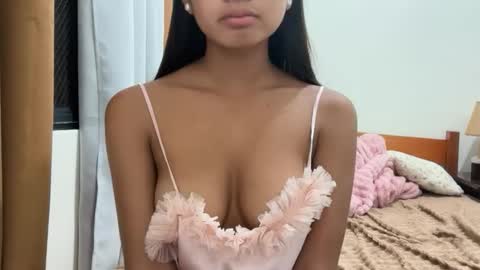 kira_danaya online show from 05-26-26, 05:20