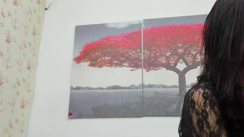 kira online show from 02-21-25, 12:06