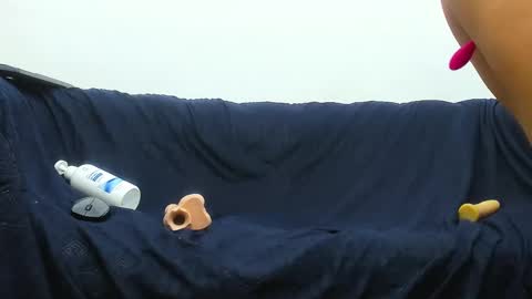 kira online show from 03-11-25, 03:02