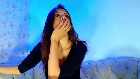 kira online show from 10-07-25, 11:51