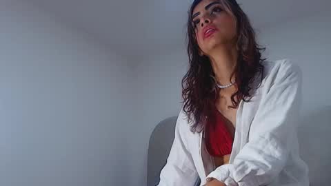 kira online show from 11-15-25, 11:51