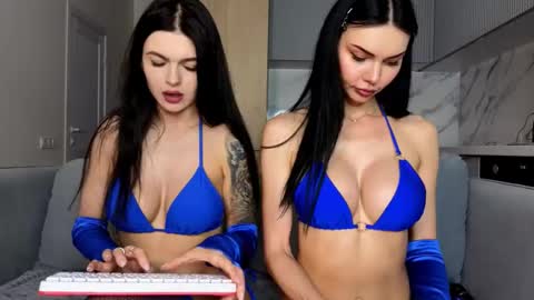 Kira and friends online show from 10-27-25, 02:10