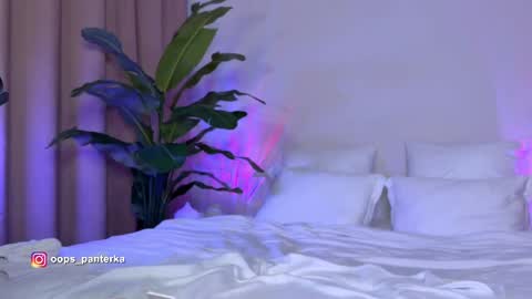 Kira and friends online show from 05-27-26, 04:04