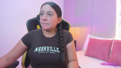 K I R A online show from 05-18-26, 11:05