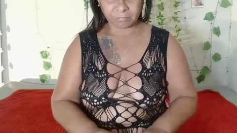 Snapshot of kira_squir chatting on 09-25-25, 07:45 kira-squir online show from 09-25-25, 07:45
