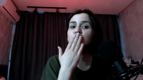 Kira  follow me  online show from 05-16-26, 01:02