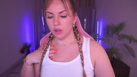 Kira online show from 02-01-25, 08:58