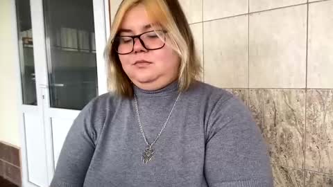 Just Kira online show from 12-27-24, 09:06