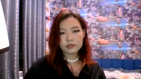 Snapshot of kiradrip chatting on 09-15-25, 04:07 Kira online show from 09-15-25, 04:07