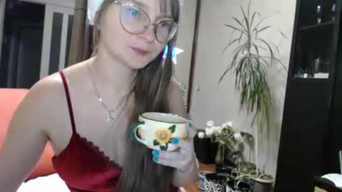 Snapshot of kiragoldens chatting on 12-26-24, 12:49 KiraGoldens online show from 12-26-24, 12:49