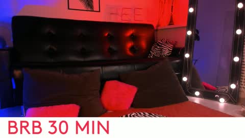 Snapshot of kiramontoyaa chatting on 03-08-25, 08:14 Kira online show from 03-08-25, 08:14