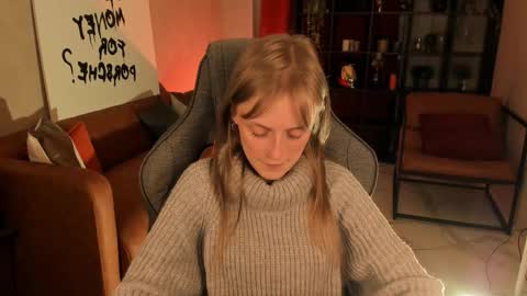 Snapshot of kiramontoyaa chatting on 09-26-25, 06:12 Kira online show from 09-26-25, 06:12