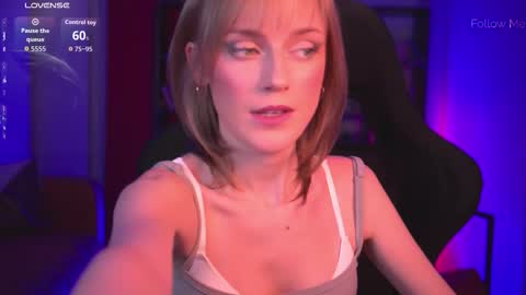 Snapshot of kiramontoyaa chatting on 01-10-26, 05:48 Kira online show from 01-10-26, 05:48