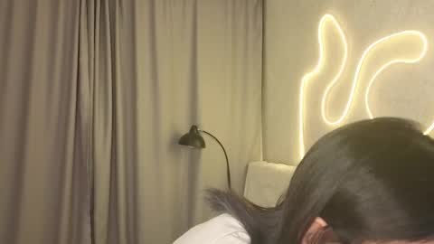 Miko online show from 02-19-26, 06:37