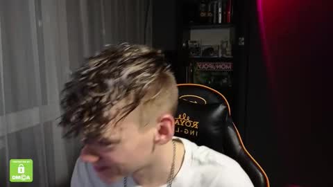 Snapshot of kirill_20_cm chatting on 11-12-25, 11:03 Kirill and Andrey online show from 11-12-25, 11:03