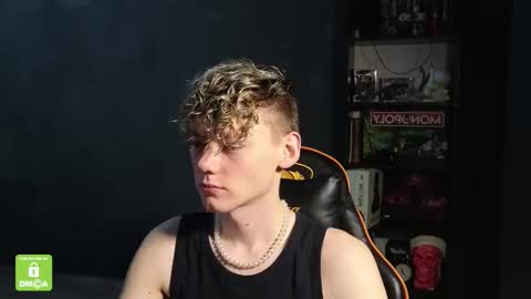 Snapshot of kirill_20_cm chatting on 11-27-25, 05:26 Kirill and Andrey online show from 11-27-25, 05:26