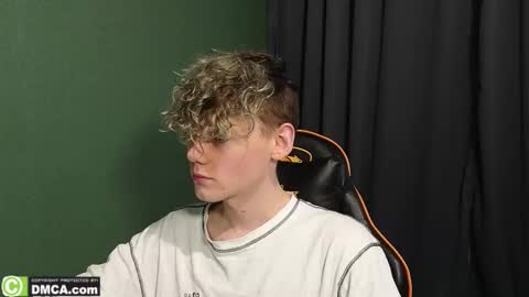 Snapshot of kirill_20_cm chatting on 02-07-26, 06:28 Kirill and Andrey online show from 02-07-26, 06:28