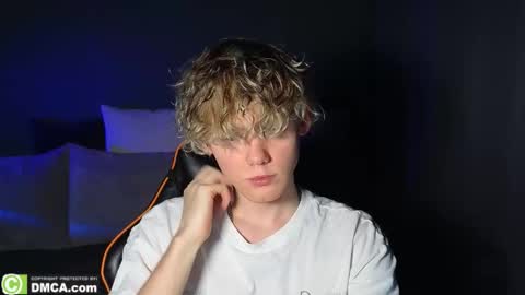 Snapshot of kirill_20_cm chatting on 03-06-26, 02:52 Kirill and Andrey online show from 03-06-26, 02:52