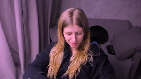 Kira online show from 01-18-25, 11:00