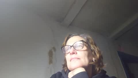 Snapshot of kissandvibe chatting on 03-09-26, 08:13 kissandvibe online show from 03-09-26, 08:13