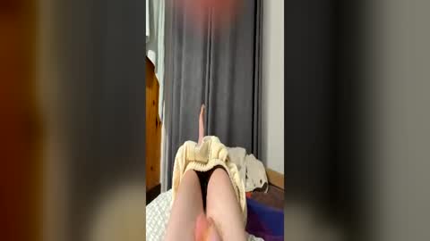 kisshuggxo online show from 06-14-26, 12:08