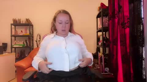 kissica online show from 06-30-26, 11:22
