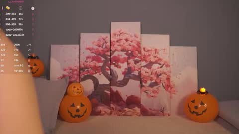 Lola online show from 10-30-25, 07:10