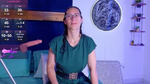 Snapshot of kissingcobank chatting on 11-26-25, 04:13 Kissing Company online show from 11-26-25, 04:13