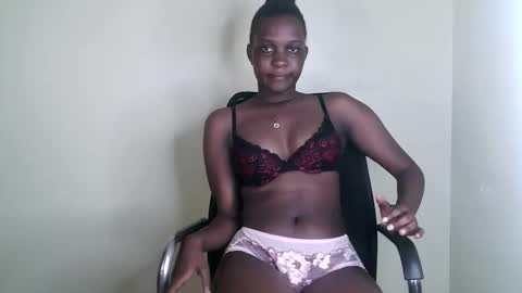 Snapshot of kisssmiles chatting on 09-16-25, 05:30 kisssmiles online show from 09-16-25, 05:30