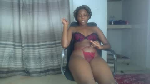 Snapshot of kisssmiles chatting on 09-24-25, 01:09 kisssmiles online show from 09-24-25, 01:09
