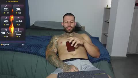 kite__ online show from 10-21-25, 08:42