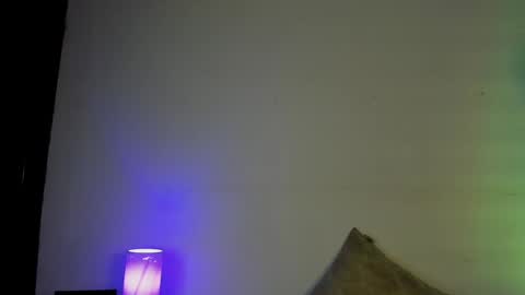 Snapshot of kitii_we3d chatting on 01-22-25, 05:37 Kitty online show from 01-22-25, 05:37