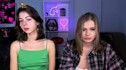 Snapshot of kitniss_dreamy chatting on 11-07-25, 08:20 kitniss online show from 11-07-25, 08:20