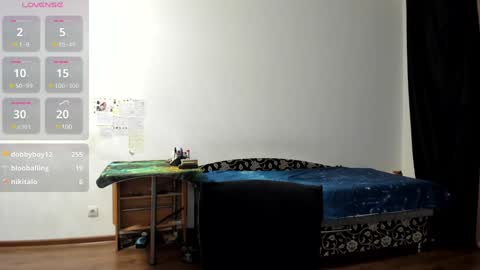 Snapshot of kitsunemoon chatting on 01-07-25, 10:08 Kitsune online show from 01-07-25, 10:08