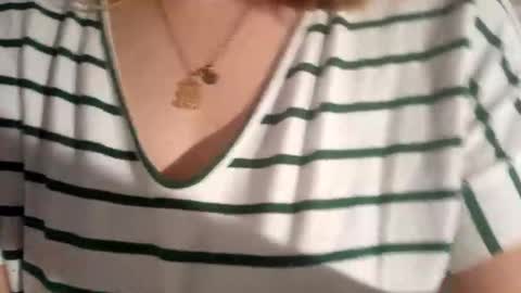 Snapshot of kitsuneniki chatting on 03-02-26, 06:26 kitsuneniki online show from 03-02-26, 06:26