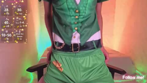 Snapshot of kitsuneplay_ chatting on 01-10-26, 09:30 Salvatore online show from 01-10-26, 09:30