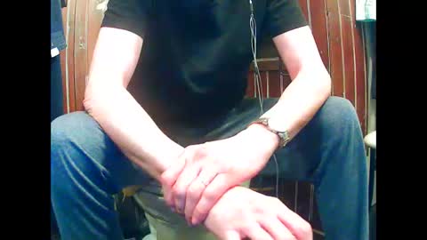 Snapshot of kitt123123 chatting on 02-13-26, 10:55 kitt online show from 02-13-26, 10:55