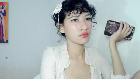 kitten_punches02 online show from 11-22-25, 02:43