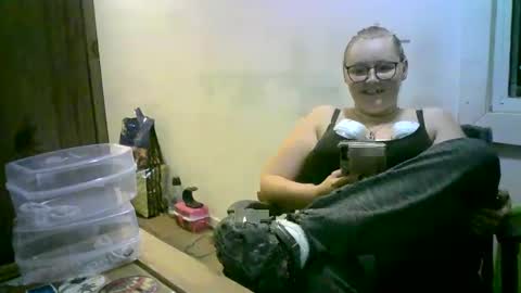 Snapshot of kittenkayla26 chatting on 10-06-25, 08:50 kittenkayla26 online show from 10-06-25, 08:50