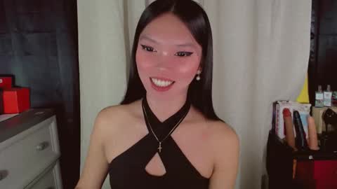 KITTY online show from 04-25-26, 09:34