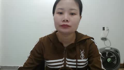 Snapshot of kitti_baby2x chatting on 03-13-26, 01:12 kitti_baby2x online show from 03-13-26, 01:12