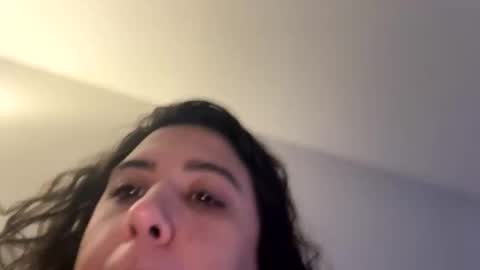 Snapshot of kitty3202 chatting on 10-13-25, 12:38 kitty3202 online show from 10-13-25, 12:38