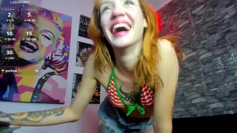 Snapshot of kitty__black__ chatting on 09-15-25, 08:42 KITTY online show from 09-15-25, 08:42