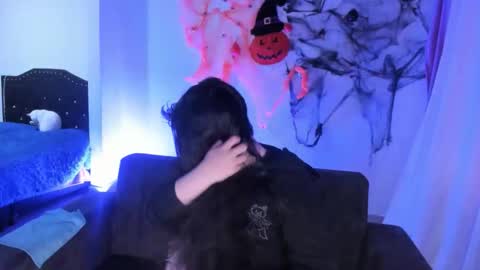 kitty__chs online show from 11-20-25, 11:10