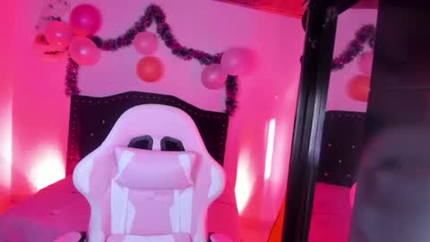 Snapshot of kitty__chs chatting on 01-09-26, 11:57 kitty__chs online show from 01-09-26, 11:57