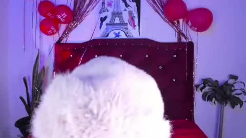 Snapshot of kitty__chs chatting on 02-18-26, 03:19 kitty__chs online show from 02-18-26, 03:19